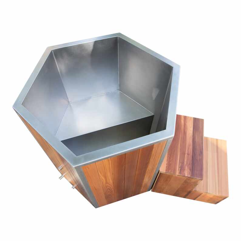 Bồn ngâm lạnh Cedar có bậc truy cập